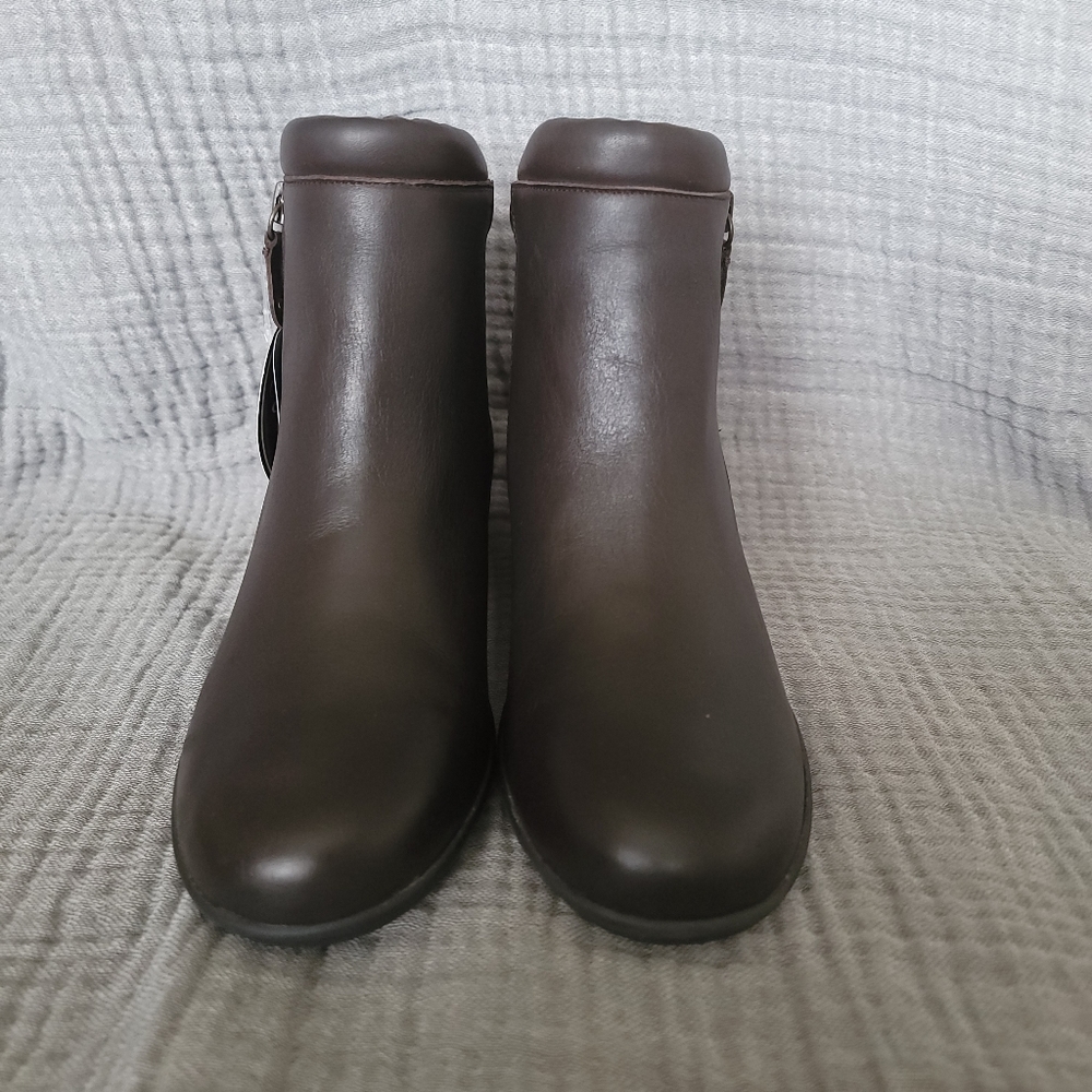 Booties - Picture 2 of 7